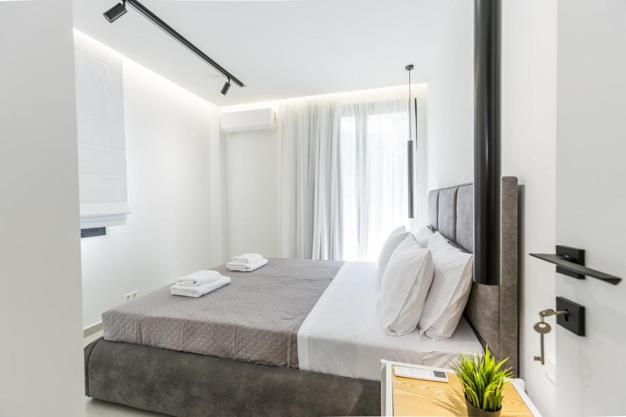 Varkiza Luxury Suites By Raise Vári Ngoại thất bức ảnh