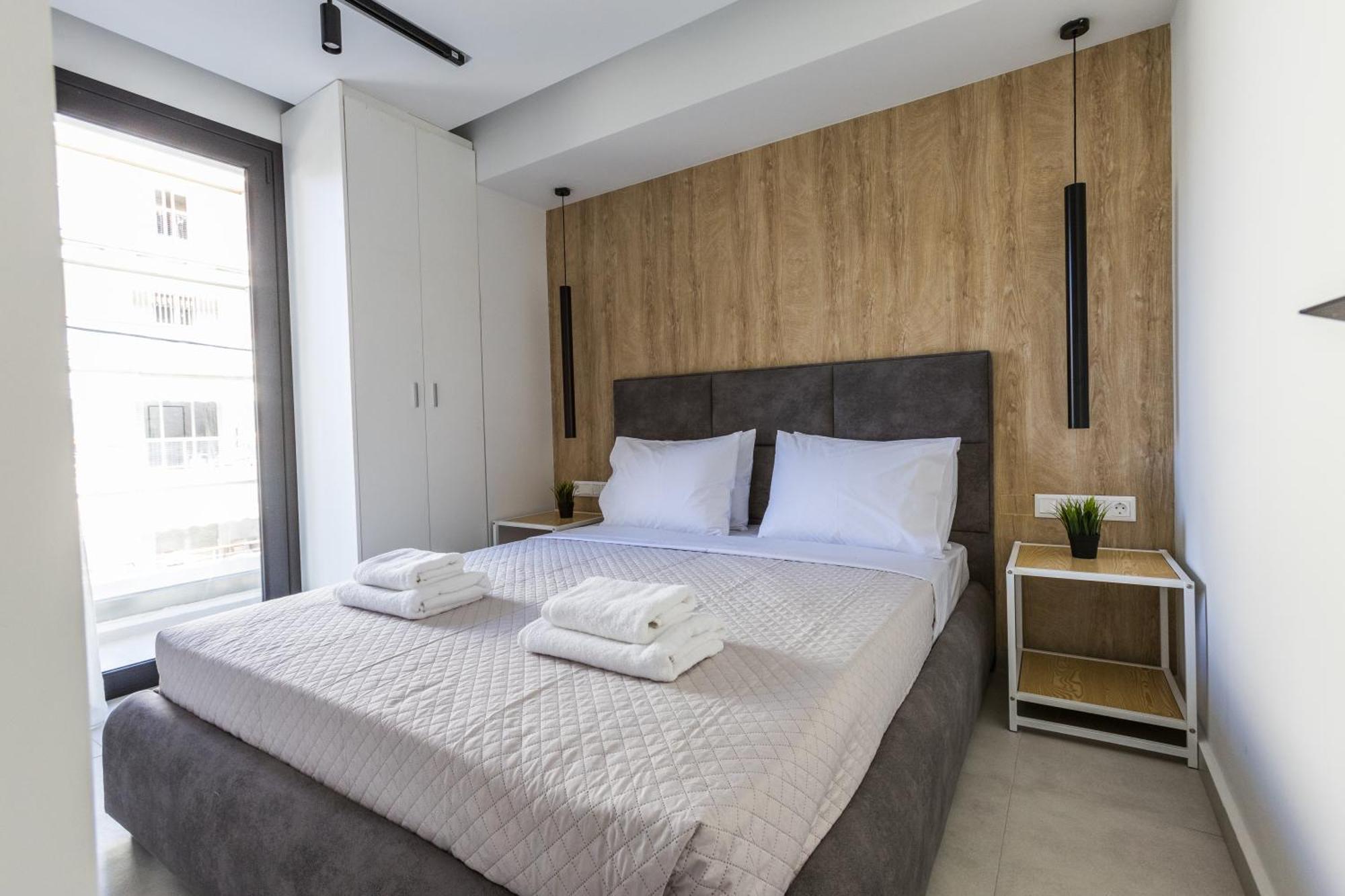 Varkiza Luxury Suites By Raise Vári Ngoại thất bức ảnh